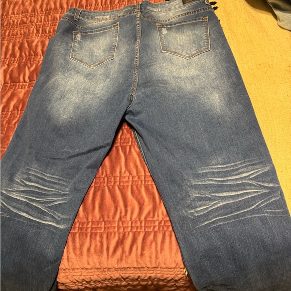 Women’s Jeans - Picture 4 of 5